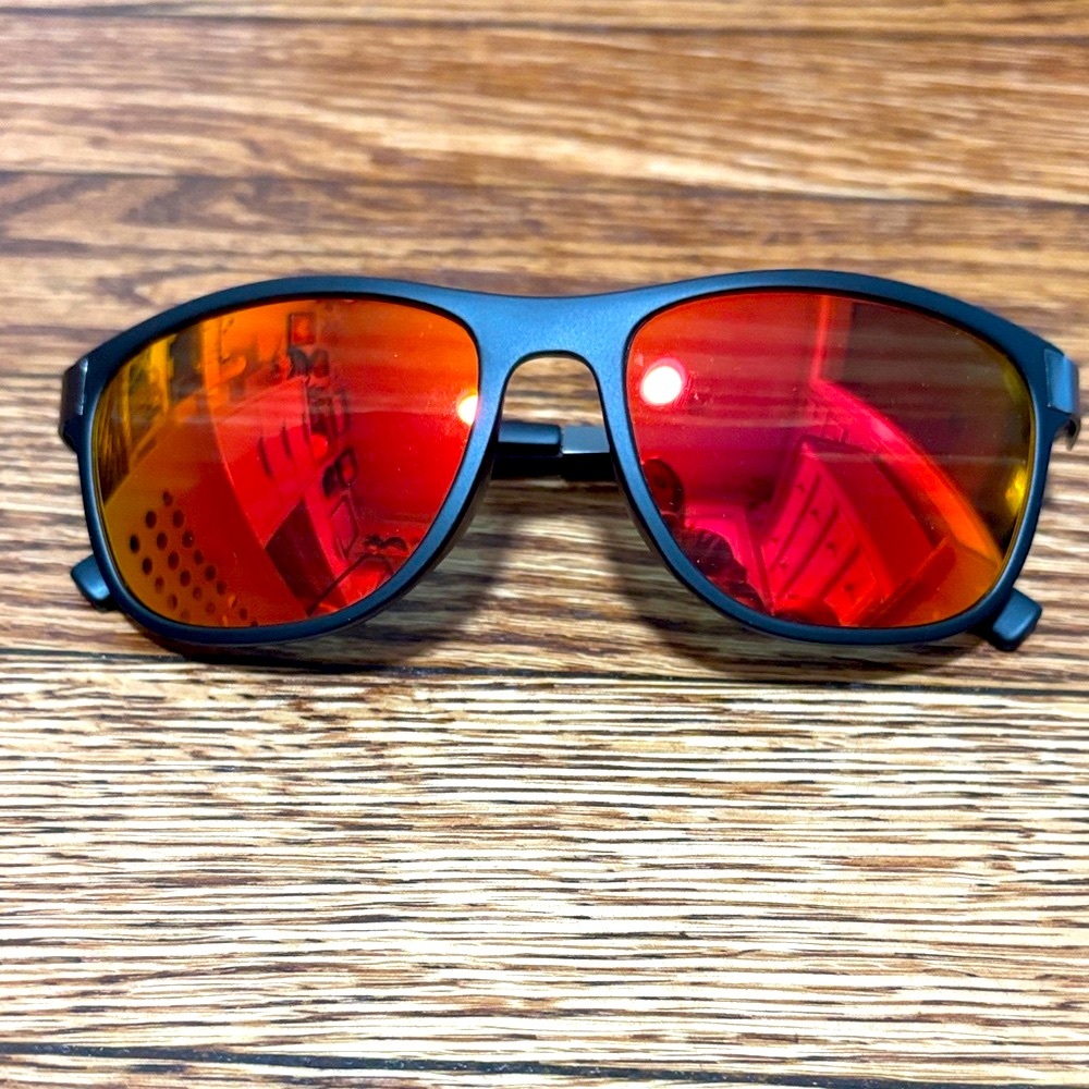 Sunglass Bundle - Picture 2 of 8